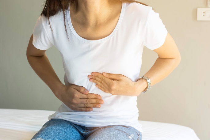 Hindari Kebiasaan Ini yang Bikin Sakit Ulu Hati Makin Parah