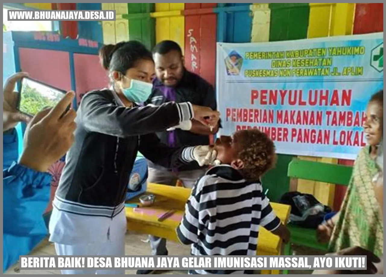 Imunisasi Massal di Desa Bhuana Jaya