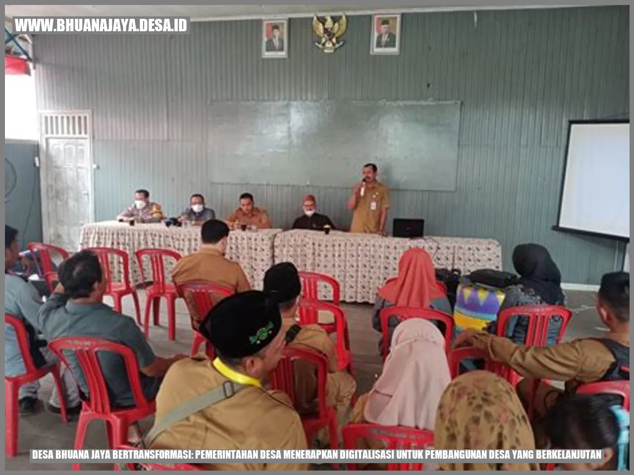 Desa Bhuana Jaya Bertransformasi: Pemerintahan Desa Menerapkan Digitalisasi untuk Pembangunan Desa yang Berkelanjutan