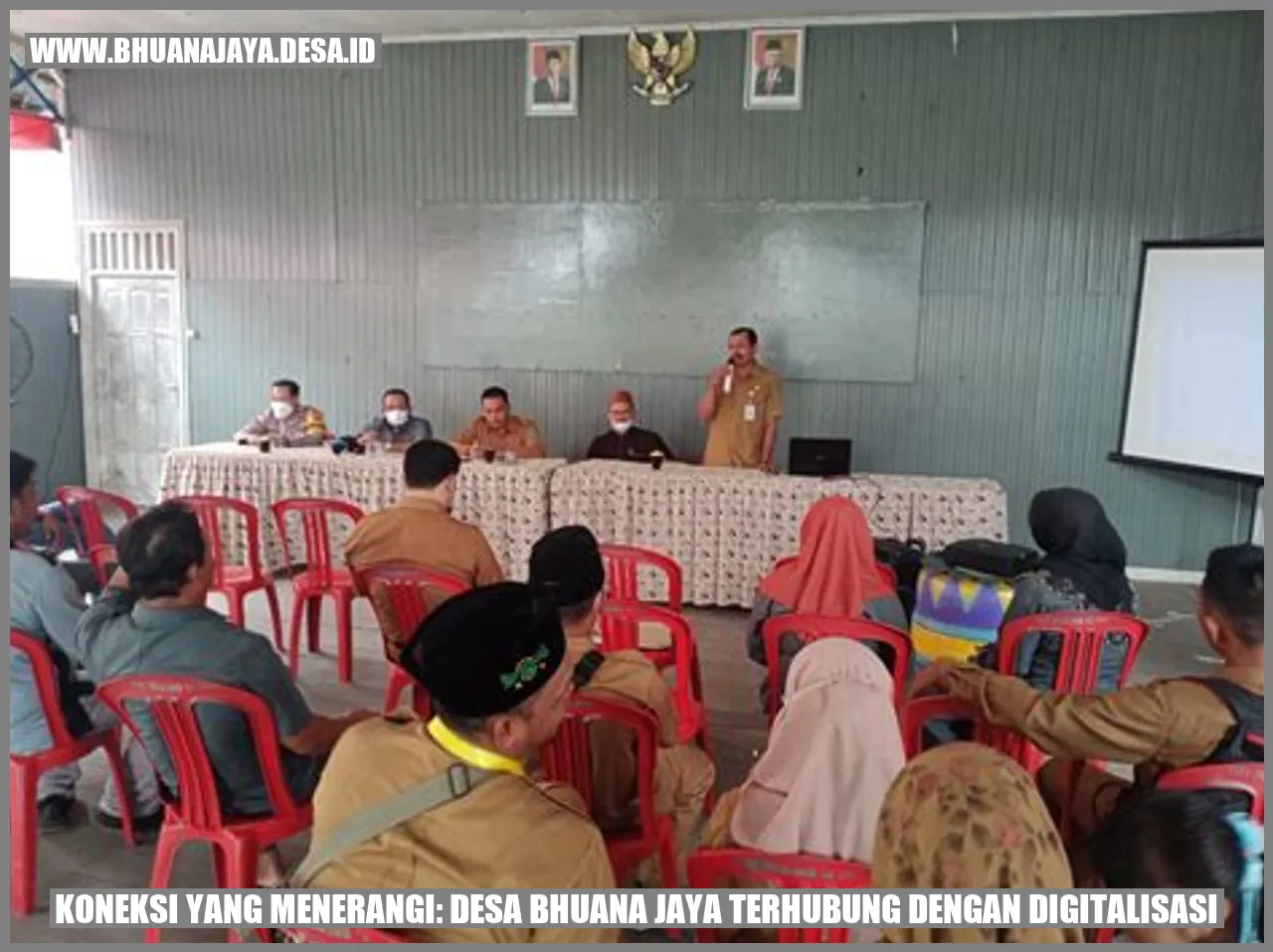 Koneksi yang Menerangi: Desa Bhuana Jaya Terhubung dengan Digitalisasi