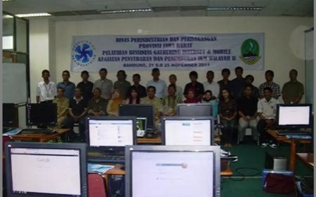 Memanfaatkan Teknologi Mobile untuk Meningkatkan Kinerja Perangkat Desa