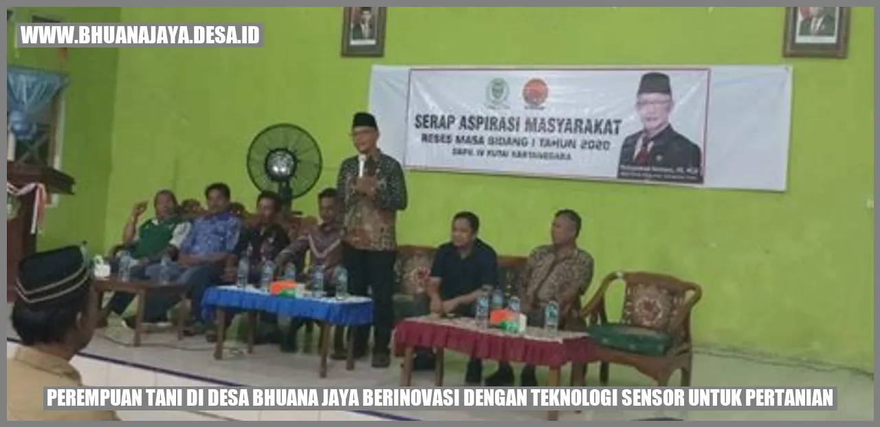 Perempuan Tani di Desa Bhuana Jaya Berinovasi dengan Teknologi Sensor untuk Pertanian