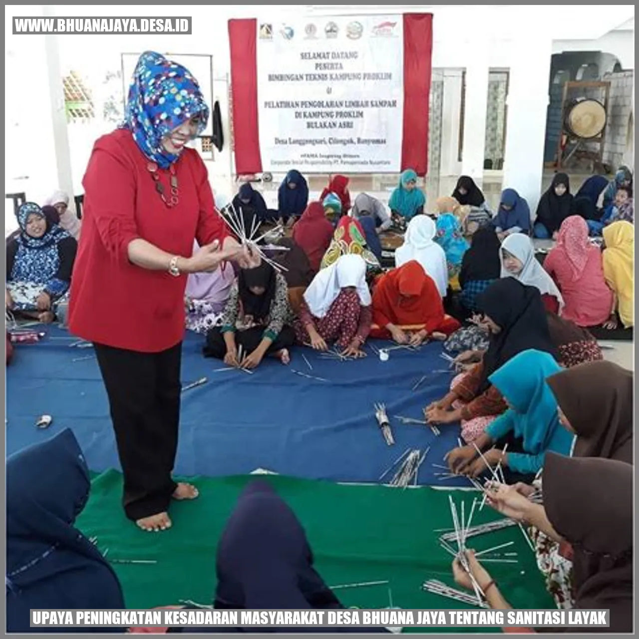 Gambar Upaya Peningkatan Kesadaran Masyarakat Desa Bhuana Jaya tentang Sanitasi Layak